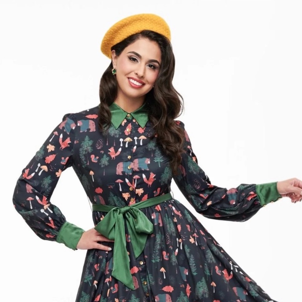 Unique Vintage 1970s Woodland Creature Print Shirt Dress, Green/Multi, Size S/4 - Picture 5 of 5